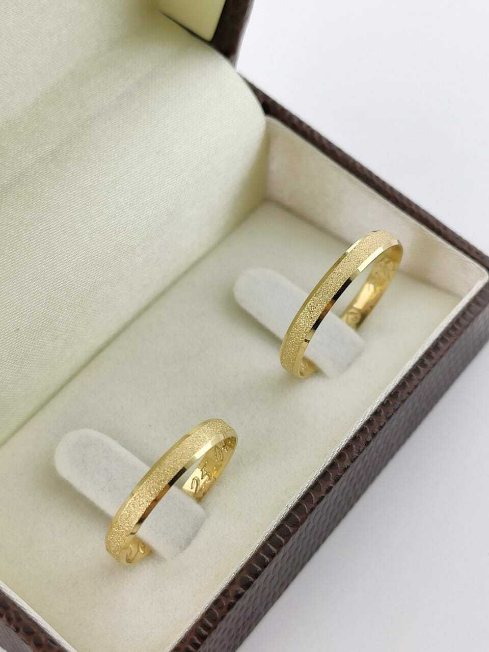 Alianças para noivado e casamento - Modelo 126