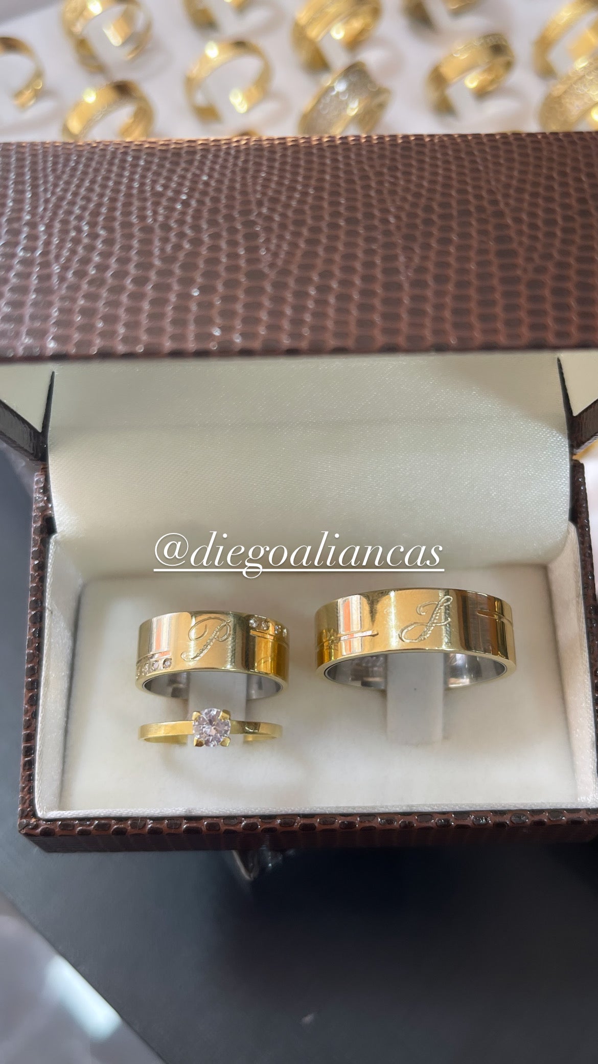 Alianças de Moeda Antiga Noivado e Casamento