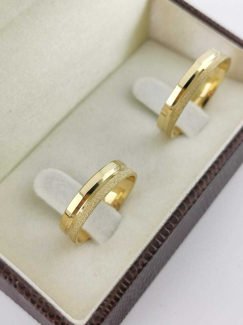 Alianças para noivado e casamento - Modelo 120