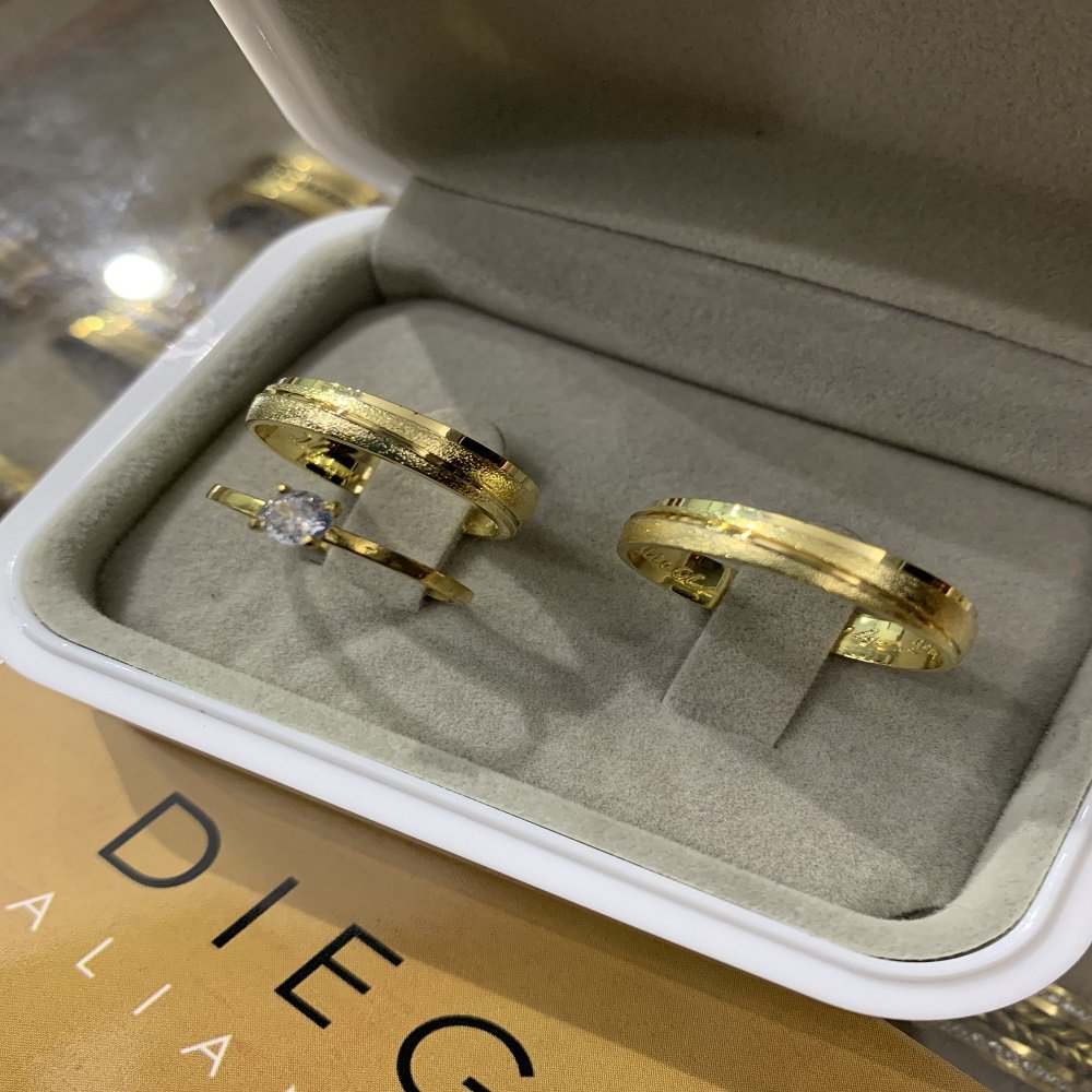 Alianças de Ouro18k Noivado e Casamento
