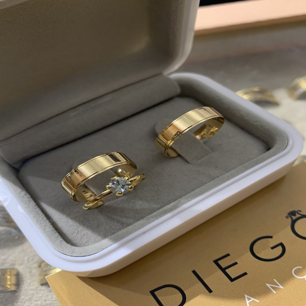 Alianças de Ouro18k Noivado e Casamento