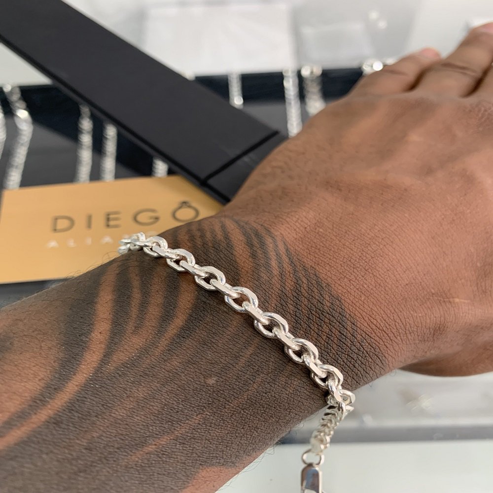 Pulseira cartier cadeado 7mm | PRATA 925