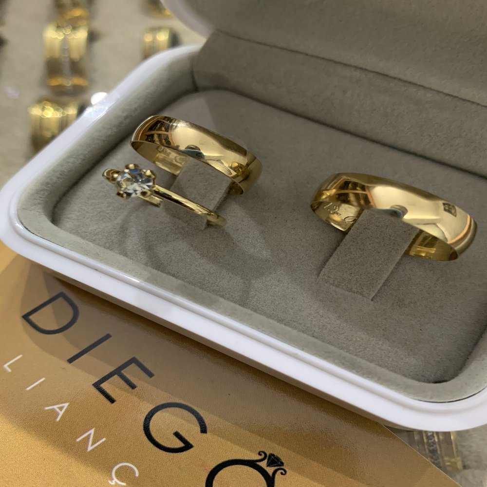 Alianças de Ouro18k Noivado e Casamento