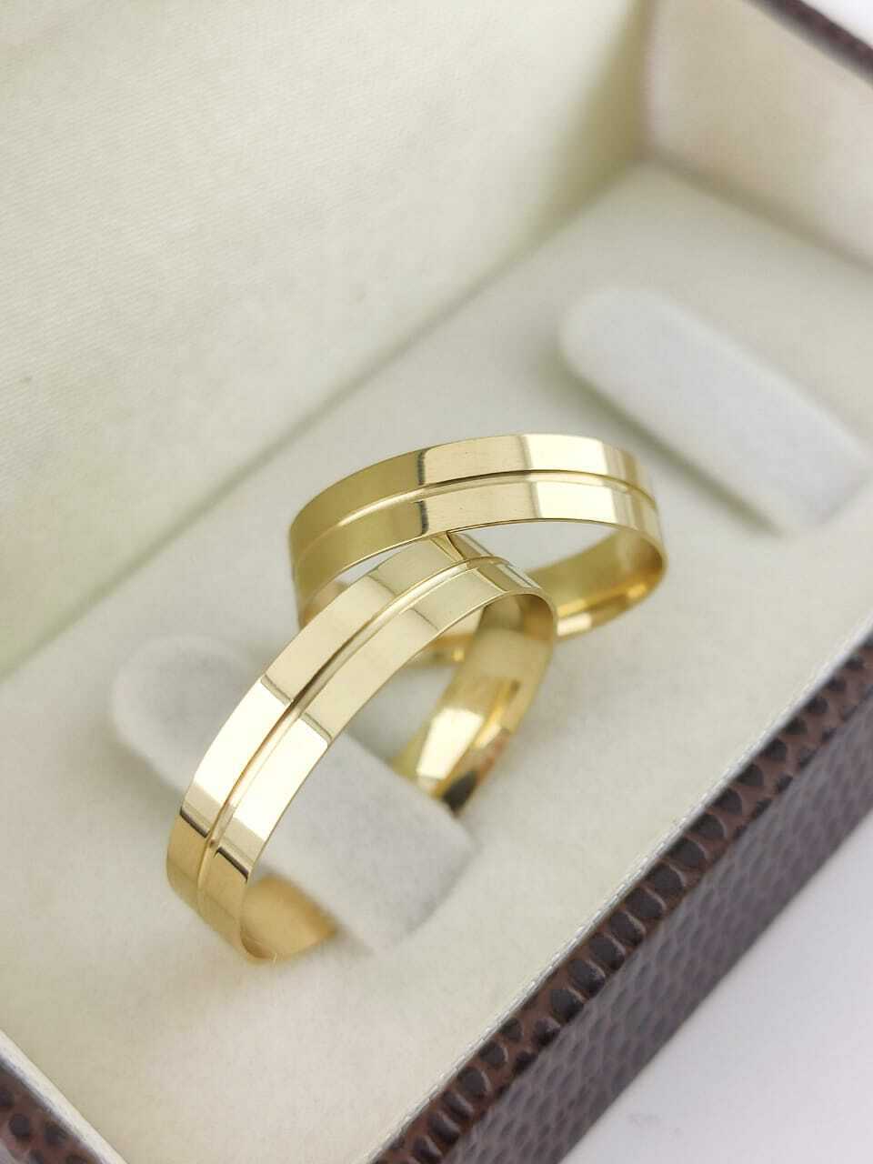 Alianças para noivado e casamento - Modelo 129