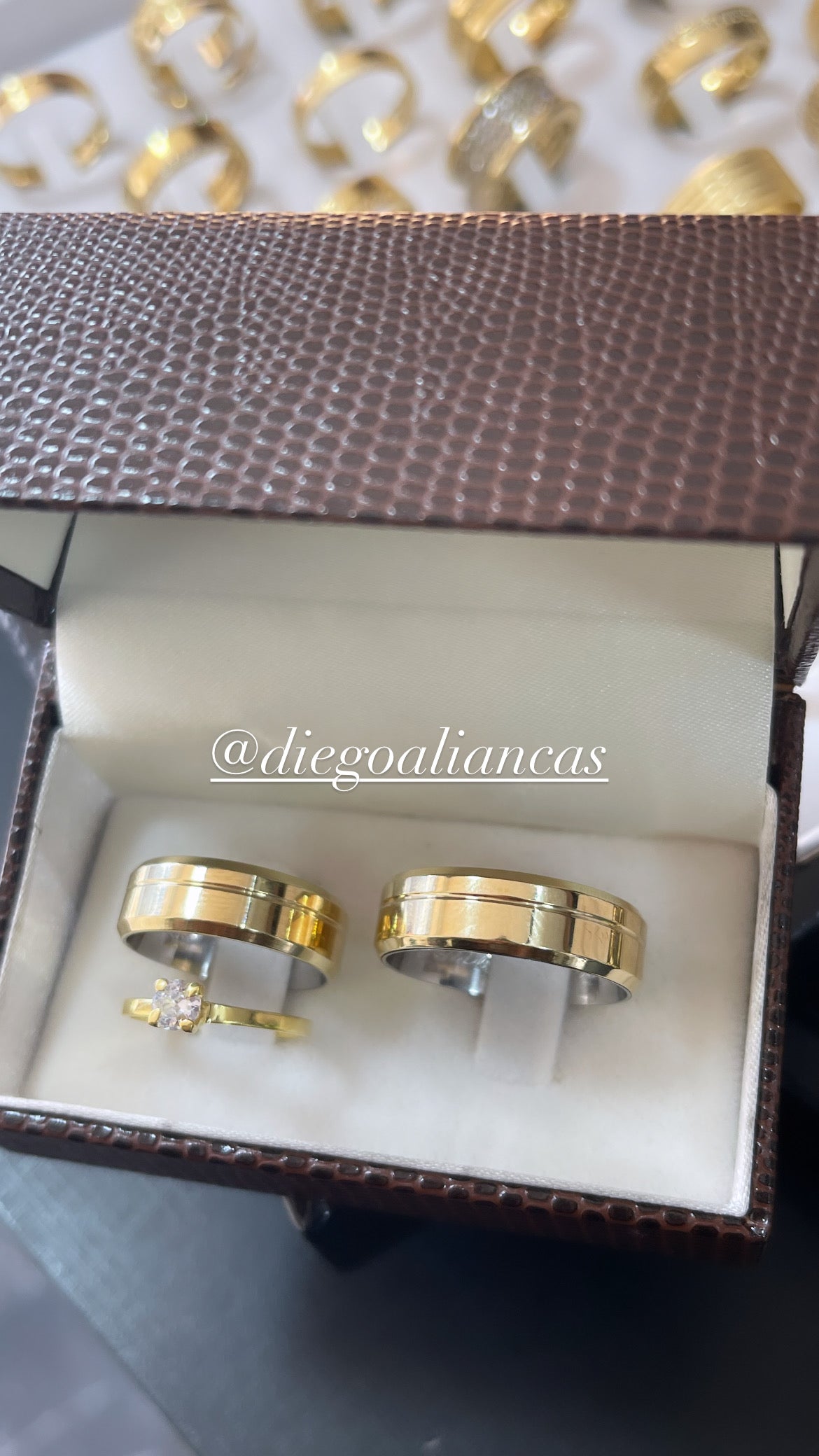 Alianças de Moeda Antiga Noivado e Casamento