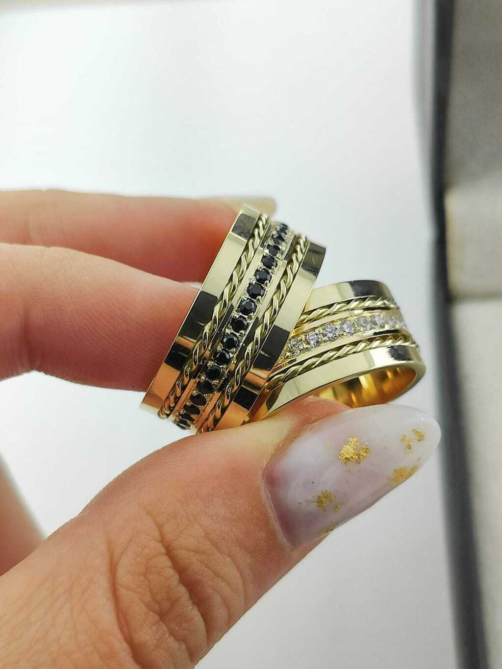 Alianças para noivado e casamento - Modelo 56