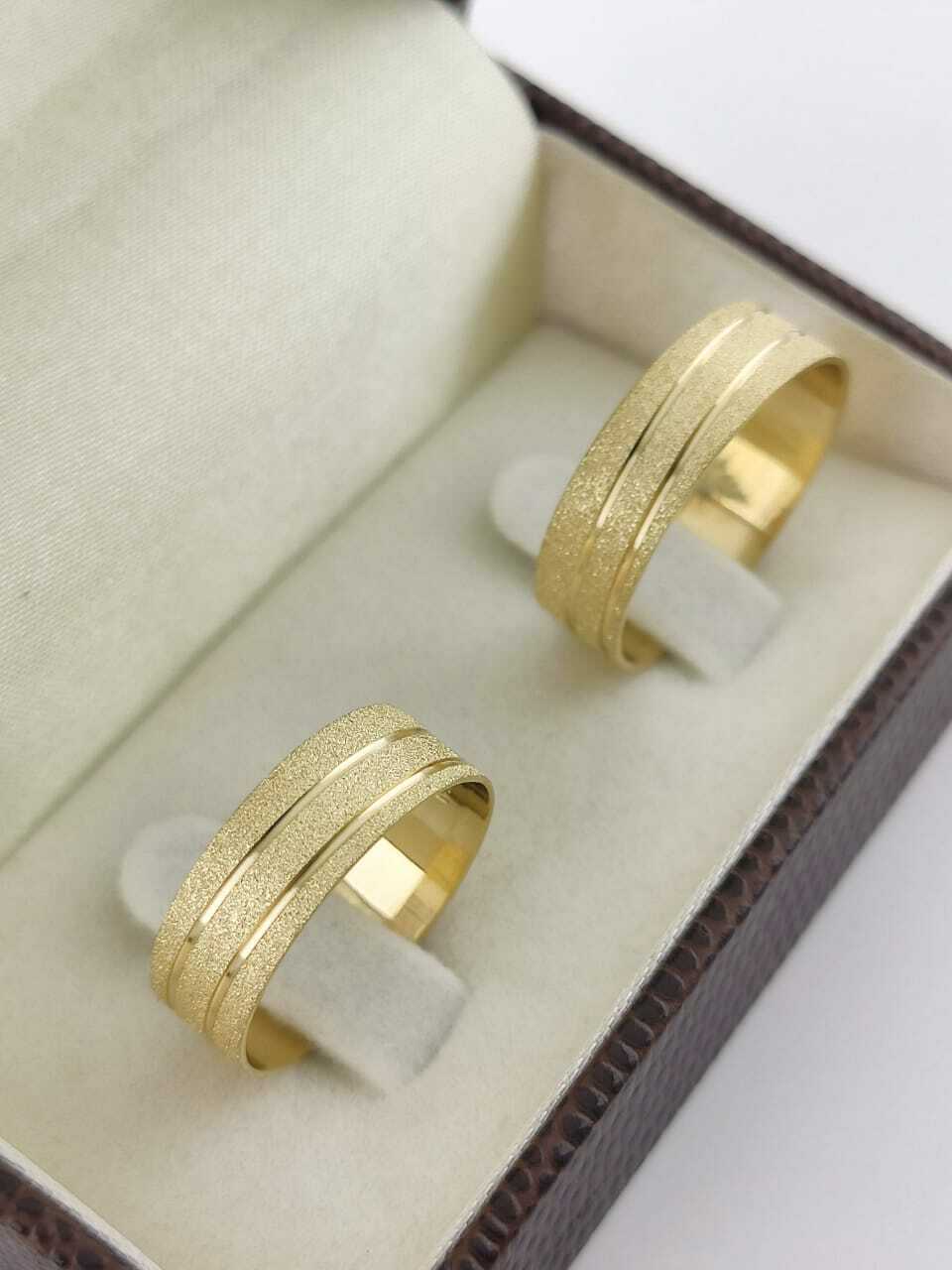 Alianças para noivado e casamento - Modelo 131
