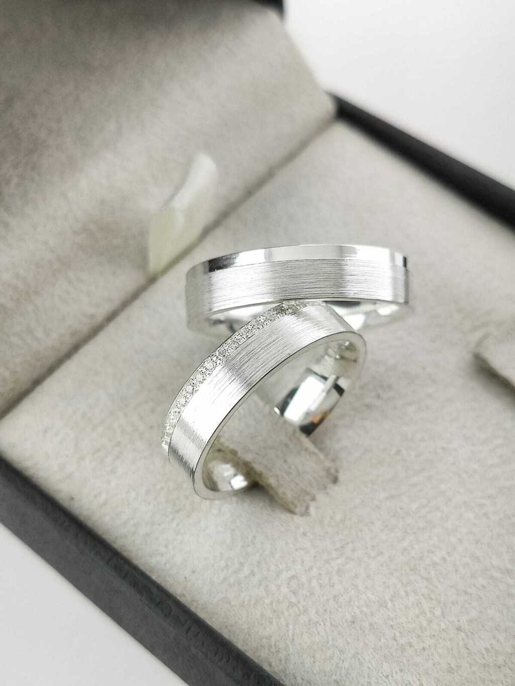 Alianças para namoro e compromisso - Modelo 18