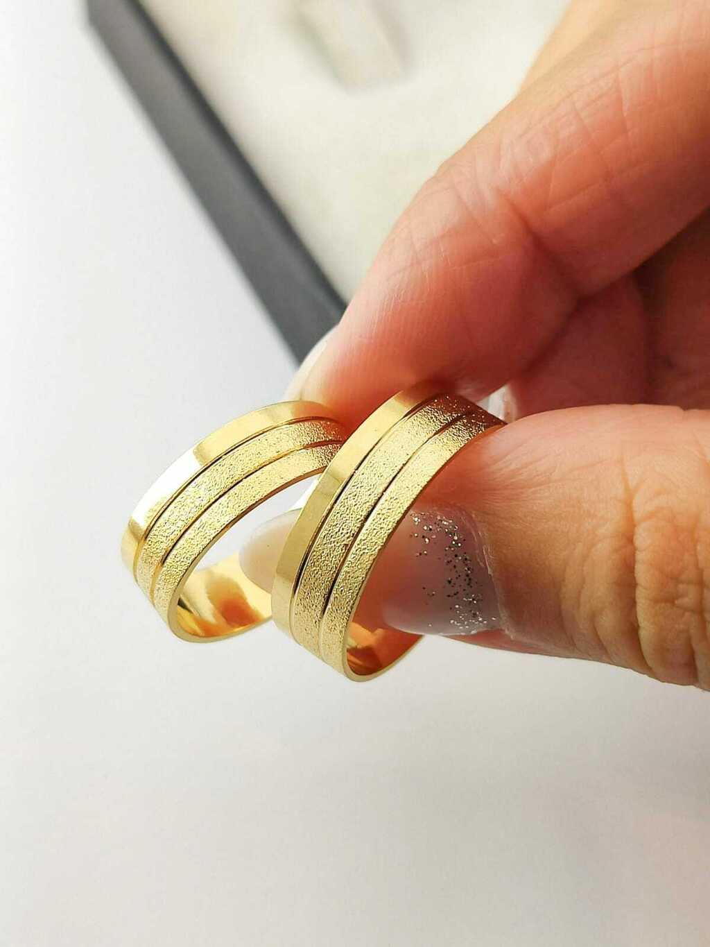 Alianças para noivado e casamento - Modelo 72