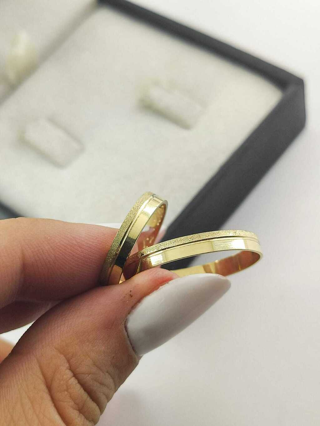 Alianças para noivado e casamento - Modelo 59