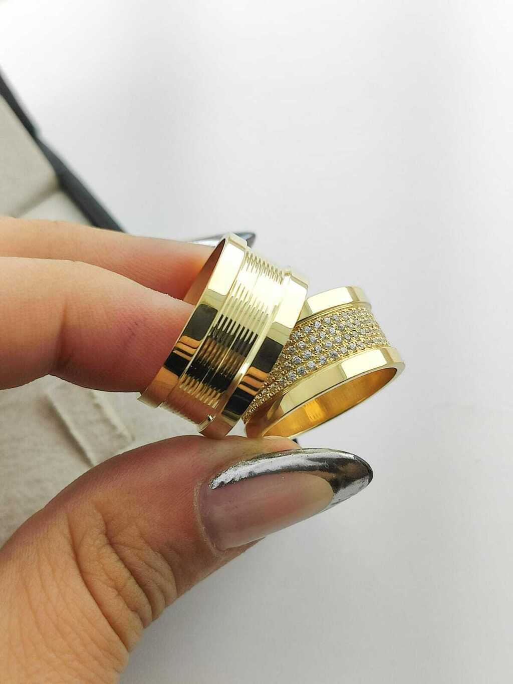 Alianças para noivado e casamento - Modelo 52