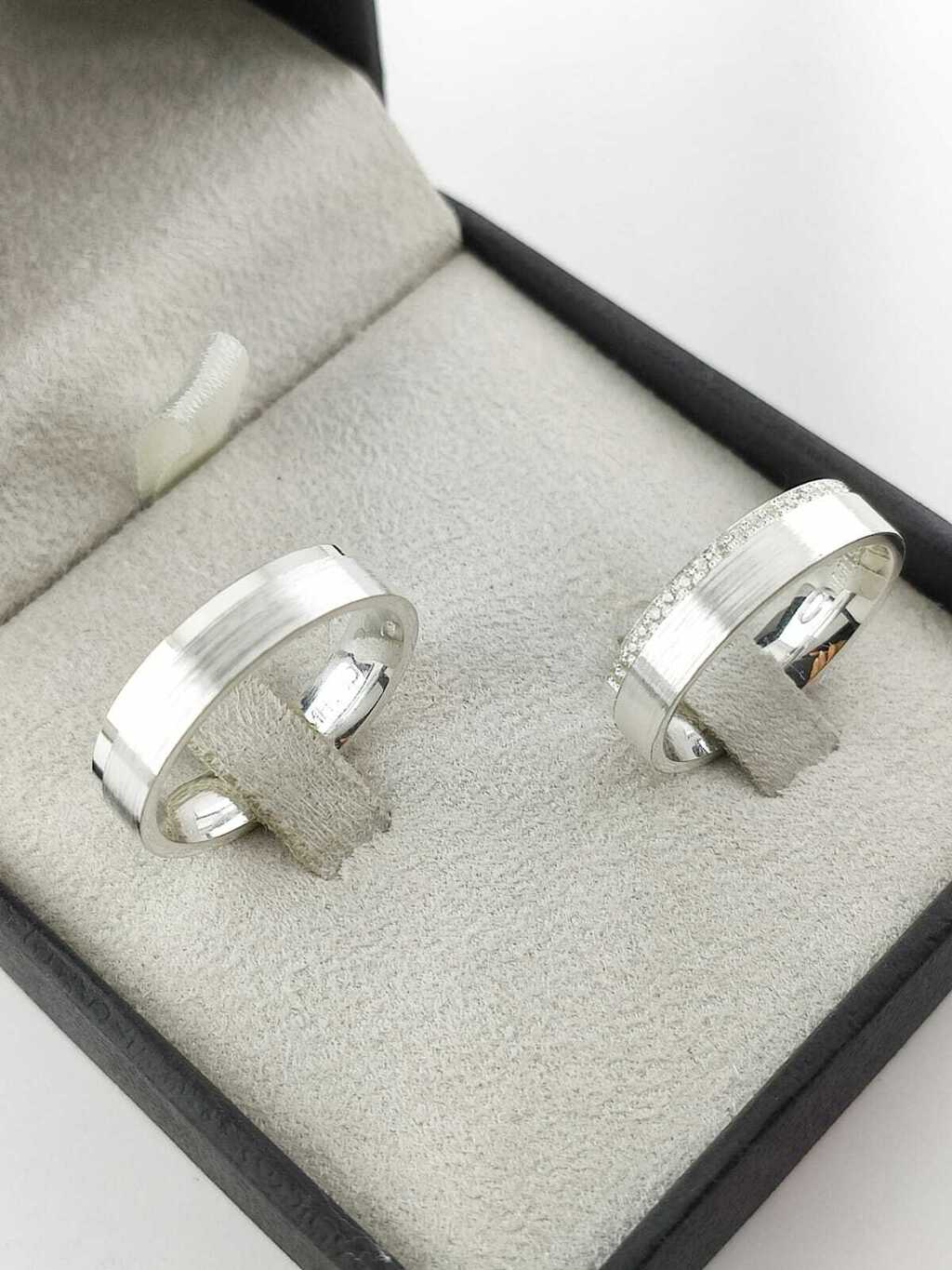 Alianças para namoro e compromisso - Modelo 18