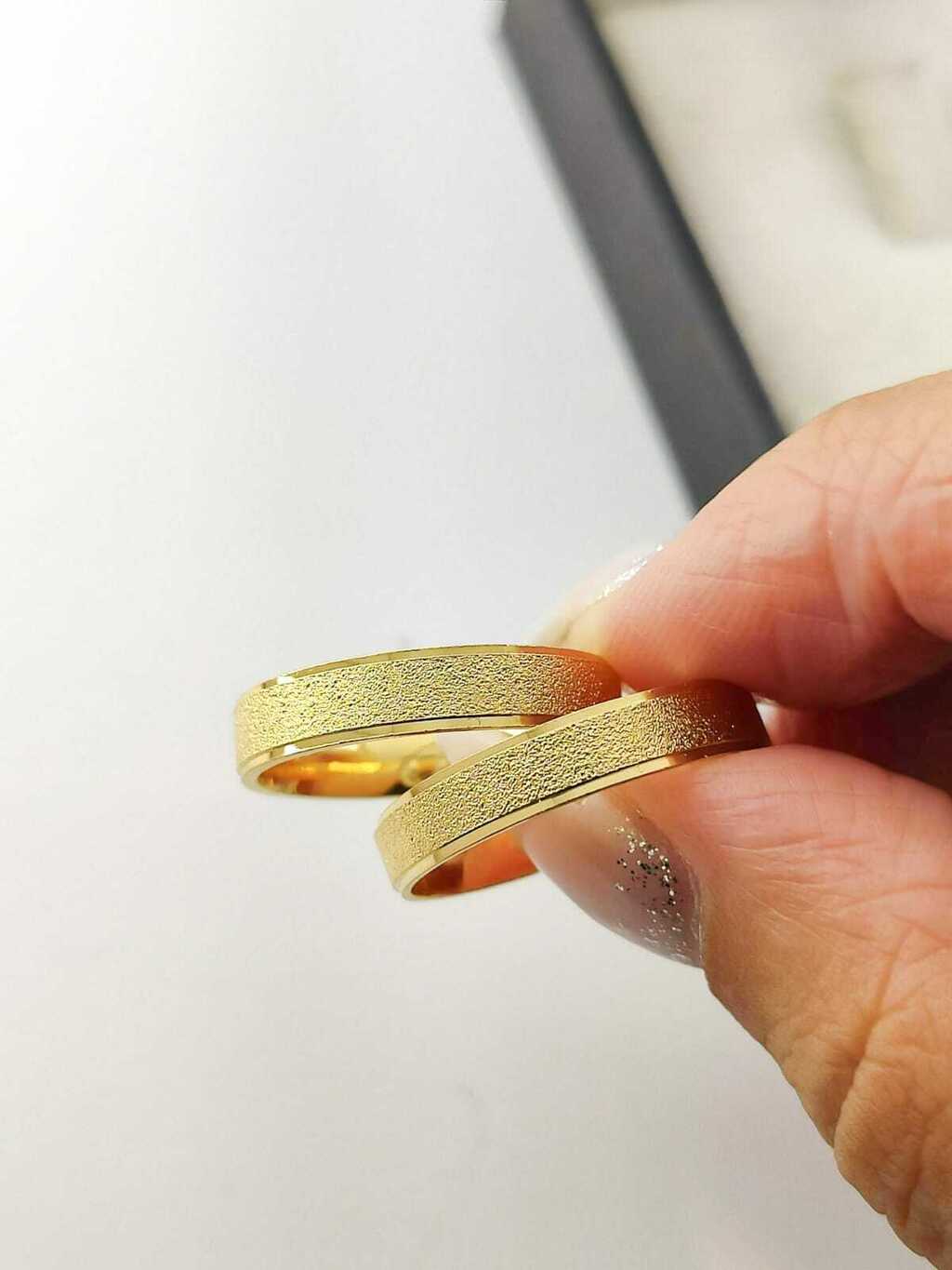 Alianças para noivado e casamento - Modelo 68