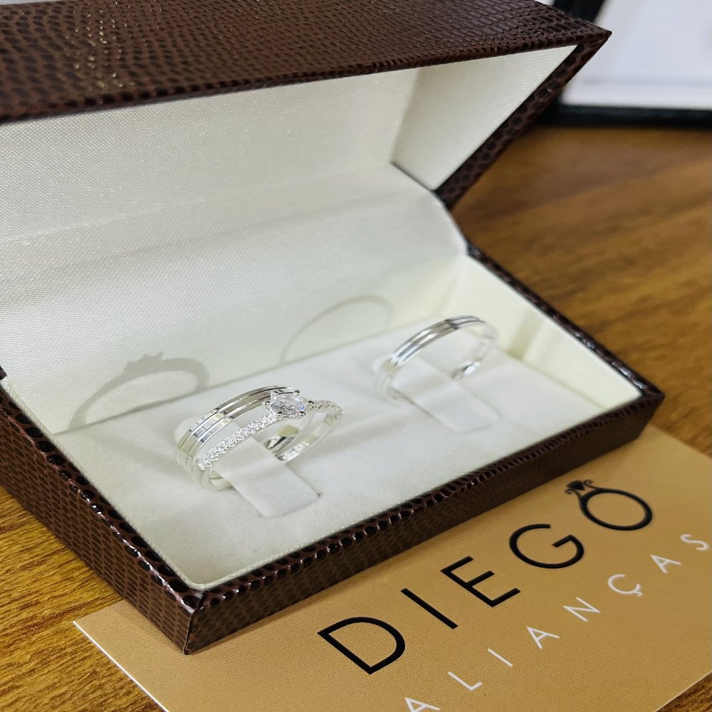 Aliança de Prata de Namoro e Compromisso