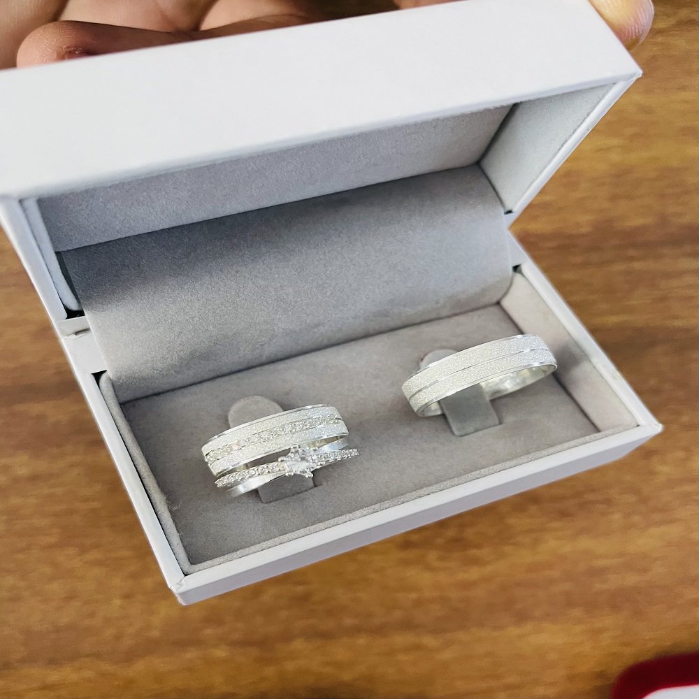 Aliança de Prata de Namoro e Compromisso