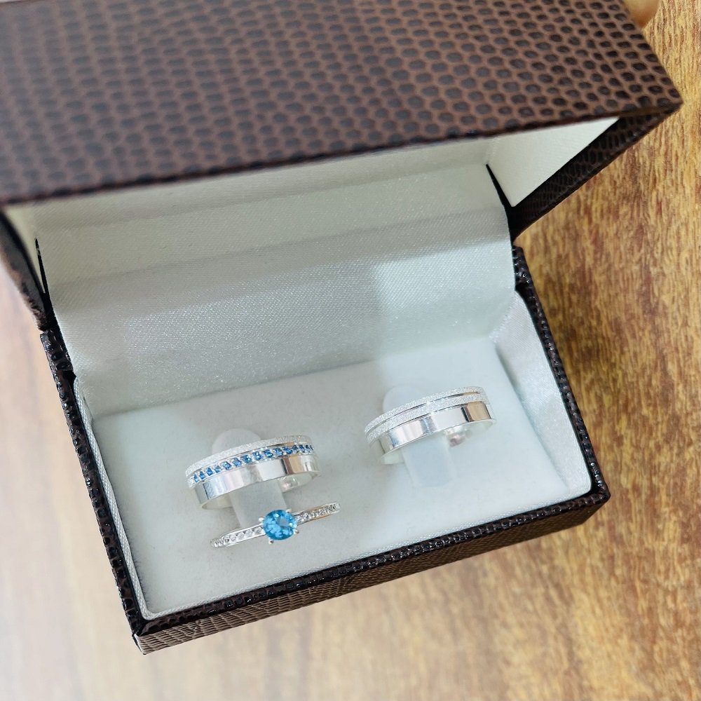 Aliança de Prata de Namoro e Compromisso