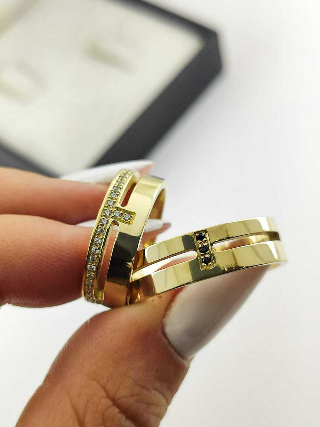 Alianças para noivado e casamento - Modelo 63