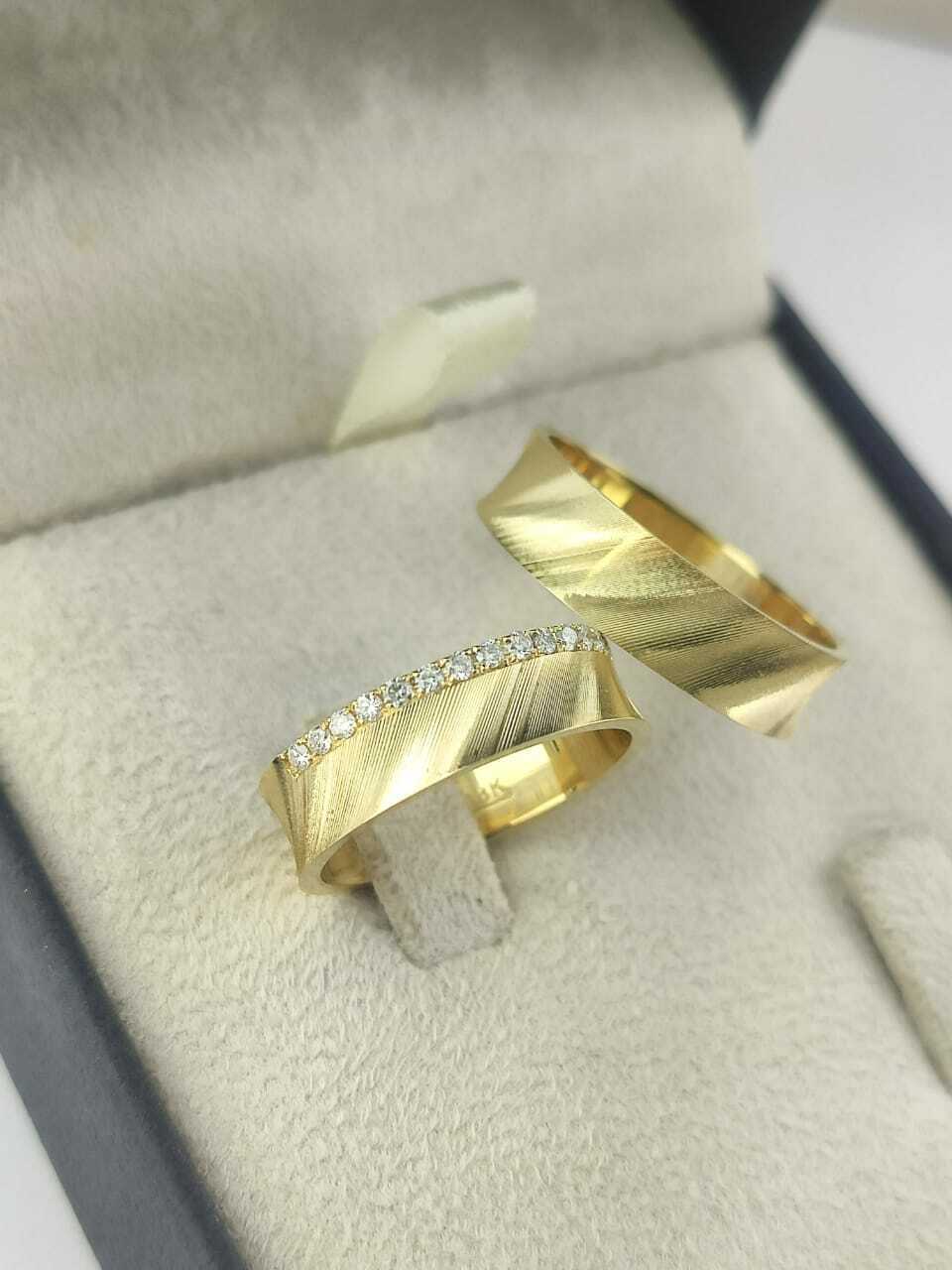 Alianças para noivado e casamento - Modelo 100