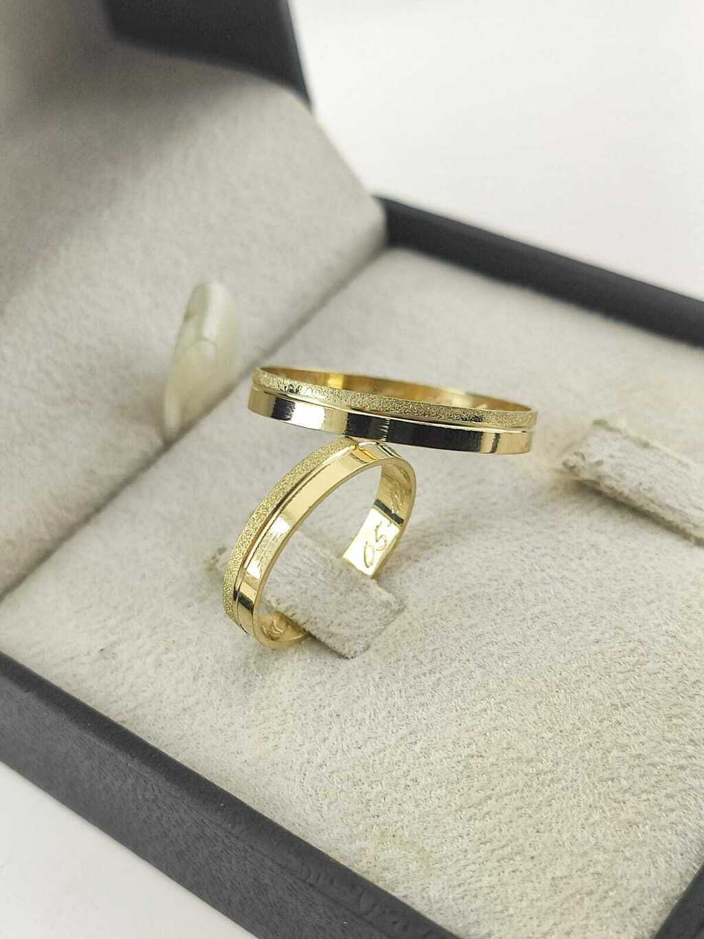 Alianças para noivado e casamento - Modelo 59