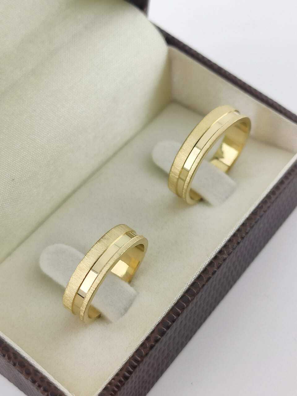 Alianças para noivado e casamento - Modelo 139