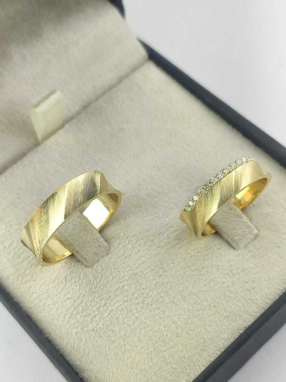 Alianças para noivado e casamento - Modelo 100