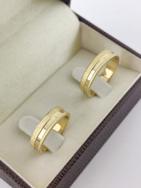 Alianças de Ouro18k Noivado e Casamento Banhado a Ouro 18k
