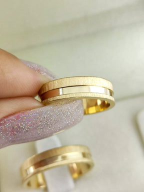 Alianças de Ouro18k Noivado e Casamento Banhado a Ouro 18k